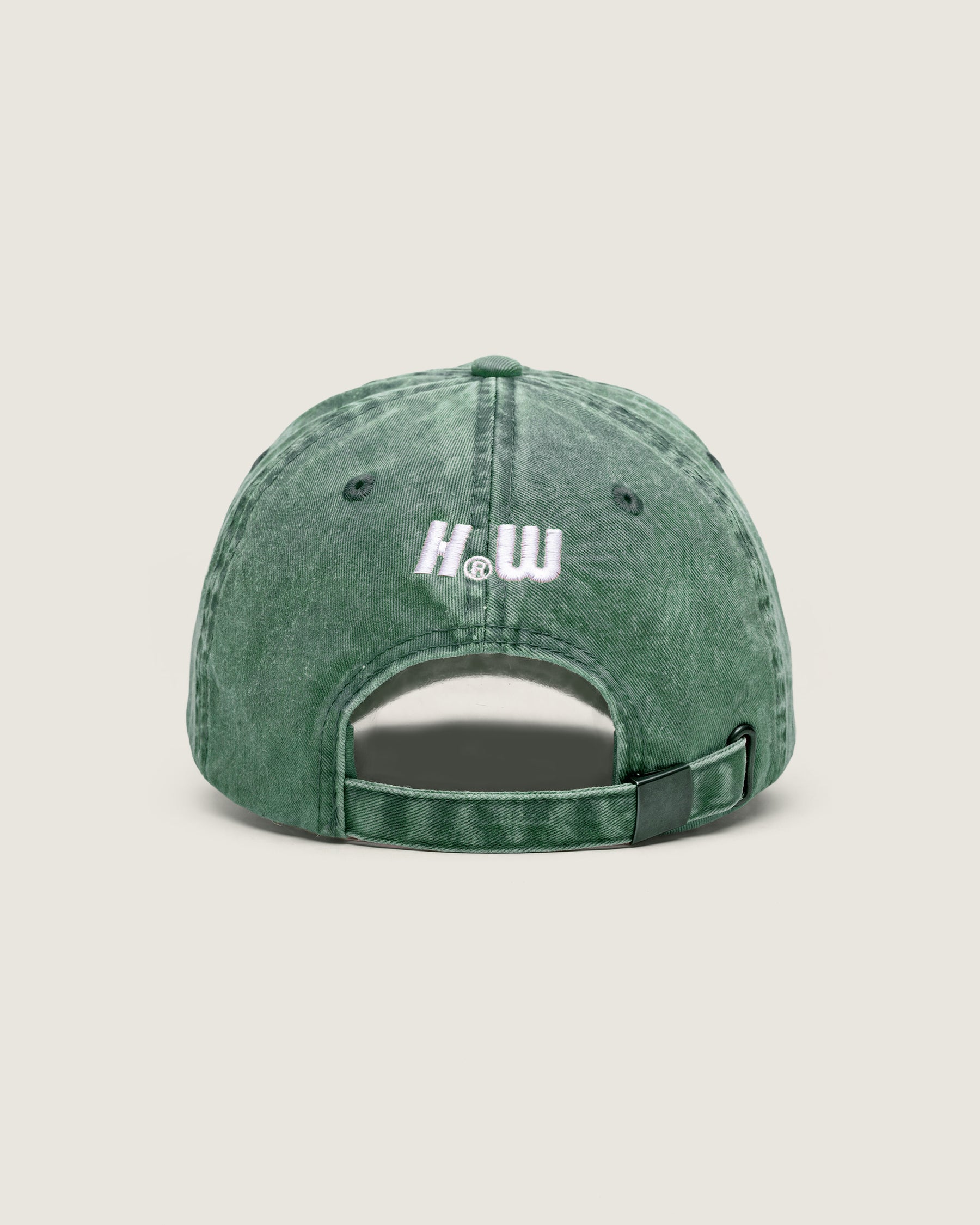 Casquette verte délavée